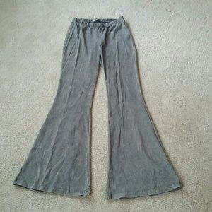 Bellbottom stretch pants (stonewash)